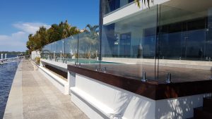 glass fencing
